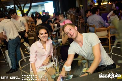 Seenspace Invasion ที่ร้าน Clouds, Fat'R Gut'z และ BREW Beers & Ciders — photo 63