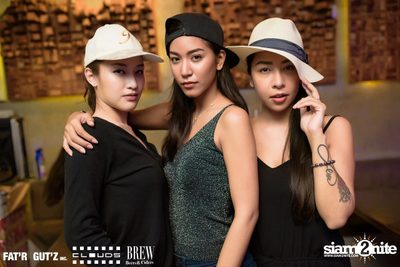 Seenspace Invasion ที่ร้าน Clouds, Fat'R Gut'z และ BREW Beers & Ciders — photo 72