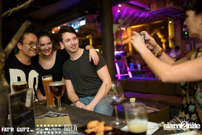 Seenspace Invasion ที่ร้าน Clouds, Fat'R Gut'z และ BREW Beers & Ciders — photo 86