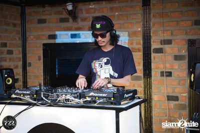 United Sunset Pool Party at 722 Craft Experience — photo 7