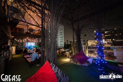 Thursday Night at Grease Bangkok, Sukhumvit Soi 49 — photo 13