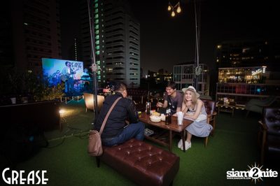 Thursday Night at Grease Bangkok, Sukhumvit Soi 49 — photo 14