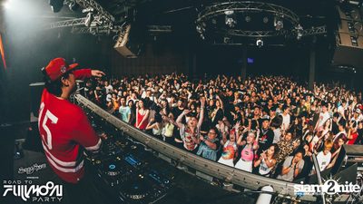 Road To Fullmoon Party w/ Yellow Claw & Tujamo ที่ สตูดิโอ — photo 9