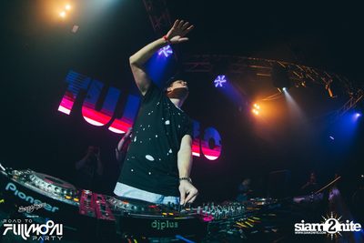 Road To Fullmoon Party w/ Yellow Claw & Tujamo ที่ สตูดิโอ — photo 73