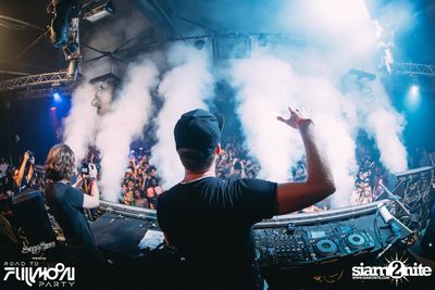 Road To Fullmoon Party w/ Yellow Claw & Tujamo ที่ สตูดิโอ — photo 82