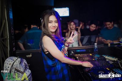 Friday Night at Funky Villa, Thonglor Arena 10 — photo 117
