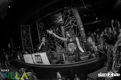 Friday Night at Funky Villa, Thonglor Arena 10 — photo 118