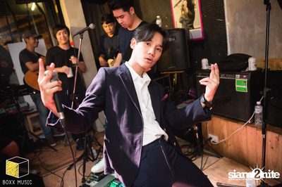 Boxx Music & Music Move Entertainment : Hurt’s Feb at Loyshy — photo 83