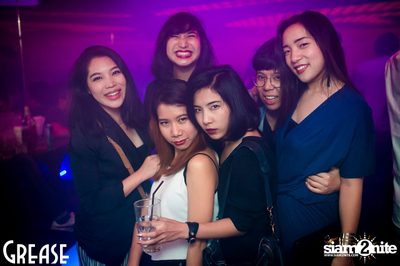 Friday Night at Grease Bangkok, Sukhumvit Soi 49 — photo 7