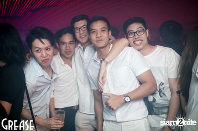 Friday Night at Grease Bangkok, Sukhumvit Soi 49 — photo 8