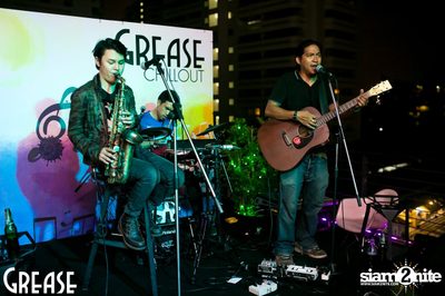 Friday Night at Grease Bangkok, Sukhumvit Soi 49 — photo 16