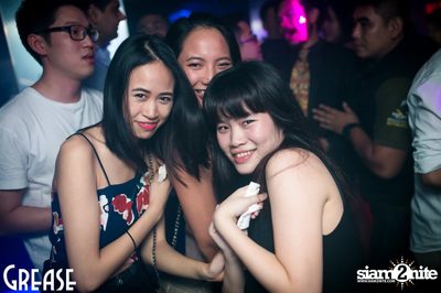 Friday Night at Grease Bangkok, Sukhumvit Soi 49 — photo 39