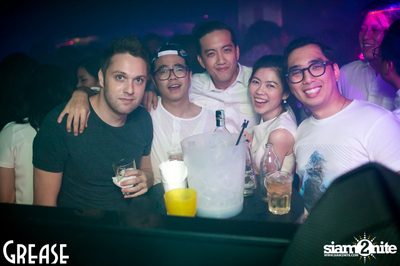 Friday Night at Grease Bangkok, Sukhumvit Soi 49 — photo 43