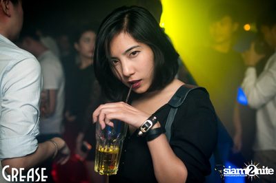 Friday Night at Grease Bangkok, Sukhumvit Soi 49 — photo 48