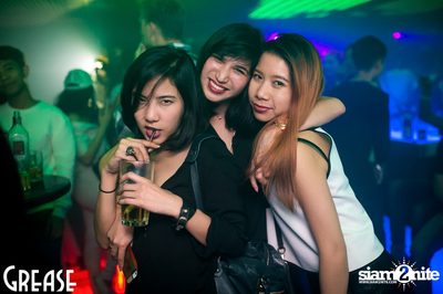 Friday Night at Grease Bangkok, Sukhumvit Soi 49 — photo 54