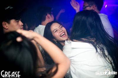 Friday Night at Grease Bangkok, Sukhumvit Soi 49 — photo 57