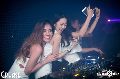 Friday Night at Grease Bangkok, Sukhumvit Soi 49 — photo 65