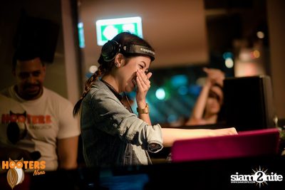 Wild Wild West Night at Hooters Nana, Sukhumvit Soi 4 — photo 75