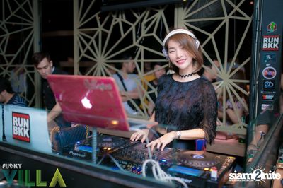 Saturday Night at Funky Villa, Thonglor Arena 10 — photo 90