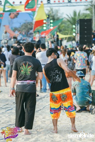 Sunset Beach Music Festival 2016 at Ban Amphur Beach — photo 13