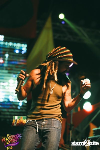 Sunset Beach Music Festival 2016 at Ban Amphur Beach — photo 284