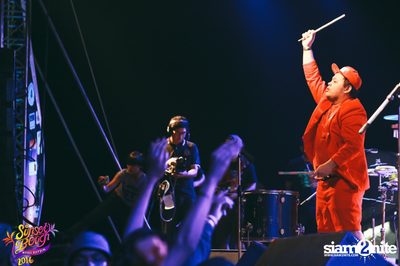 Sunset Beach Music Festival 2016 at Ban Amphur Beach — photo 394