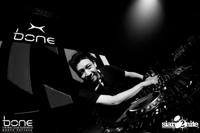 Swanky Tunes ที่ โบน พัทยา — photo 58