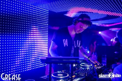 Young & Hungry and SixSix presents Ekali at Grease — photo 6
