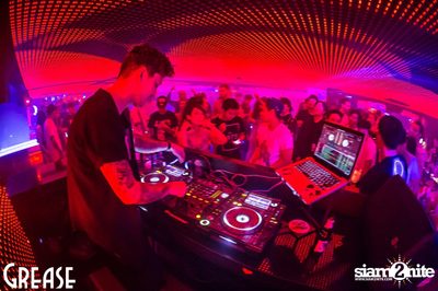 Young & Hungry and SixSix presents Ekali at Grease — photo 65