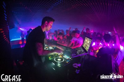 Young & Hungry and SixSix presents Ekali at Grease — photo 70