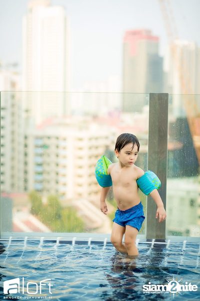 Splash Pool Party at Aloft Bangkok, Sukhumvit 11 — photo 33