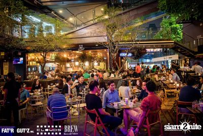 Seenspace Invasion ที่ร้าน Clouds, Fat'R Gut'z และ BREW Beers & Ciders — photo 11