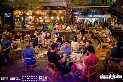 Seenspace Invasion ที่ร้าน Clouds, Fat'R Gut'z และ BREW Beers & Ciders — photo 12