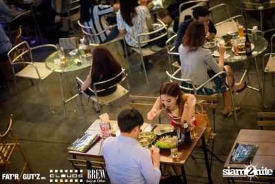 Seenspace Invasion ที่ร้าน Clouds, Fat'R Gut'z และ BREW Beers & Ciders — photo 27