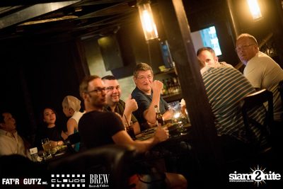 Seenspace Invasion ที่ร้าน Clouds, Fat'R Gut'z และ BREW Beers & Ciders — photo 34