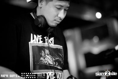 Seenspace Invasion ที่ร้าน Clouds, Fat'R Gut'z และ BREW Beers & Ciders — photo 55