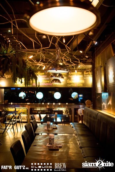 Seenspace Invasion ที่ร้าน Clouds, Fat'R Gut'z และ BREW Beers & Ciders — photo 86