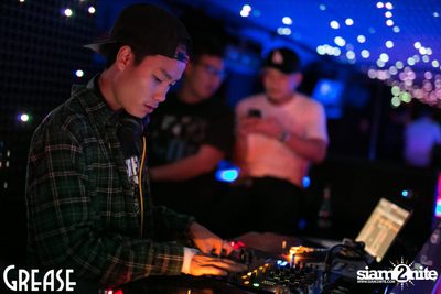 Thursday Night at Grease Bangkok, Sukhumvit Soi 49 — photo 16