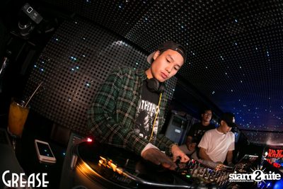 Thursday Night at Grease Bangkok, Sukhumvit Soi 49 — photo 31