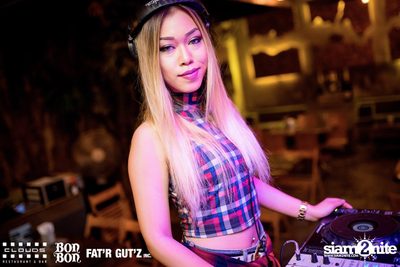Croquis Thursdays at Bon Bon Bar, Thonglor 13 — photo 64