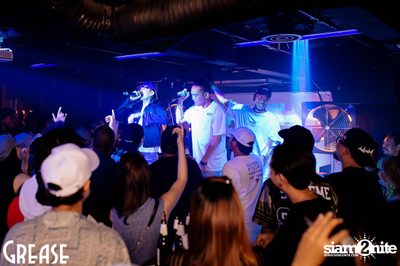 Friday Night at Grease Bangkok, Sukhumvit Soi 49 — photo 17