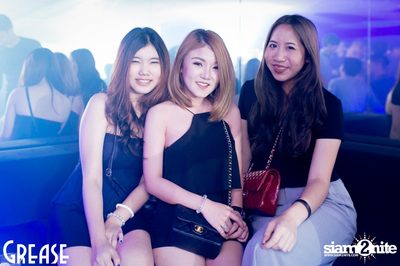 Friday Night at Grease Bangkok, Sukhumvit Soi 49 — photo 44