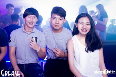 Friday Night at Grease Bangkok, Sukhumvit Soi 49 — photo 45