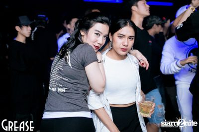 Friday Night at Grease Bangkok, Sukhumvit Soi 49 — photo 87