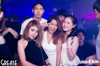 Friday Night at Grease Bangkok, Sukhumvit Soi 49 — photo 97