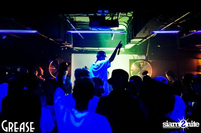 Friday Night at Grease Bangkok, Sukhumvit Soi 49 — photo 117