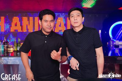 Saturday Night at Grease Bangkok, Sukhumvit Soi 49 — photo 2
