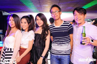 Saturday Night at Grease Bangkok, Sukhumvit Soi 49 — photo 25