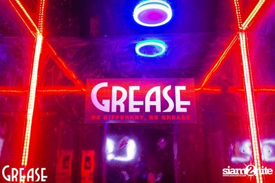 Saturday Night at Grease Bangkok, Sukhumvit Soi 49 — photo 26