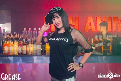 Saturday Night at Grease Bangkok, Sukhumvit Soi 49 — photo 36